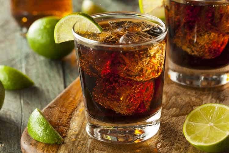 Cuba-Libre Bacardi Rum